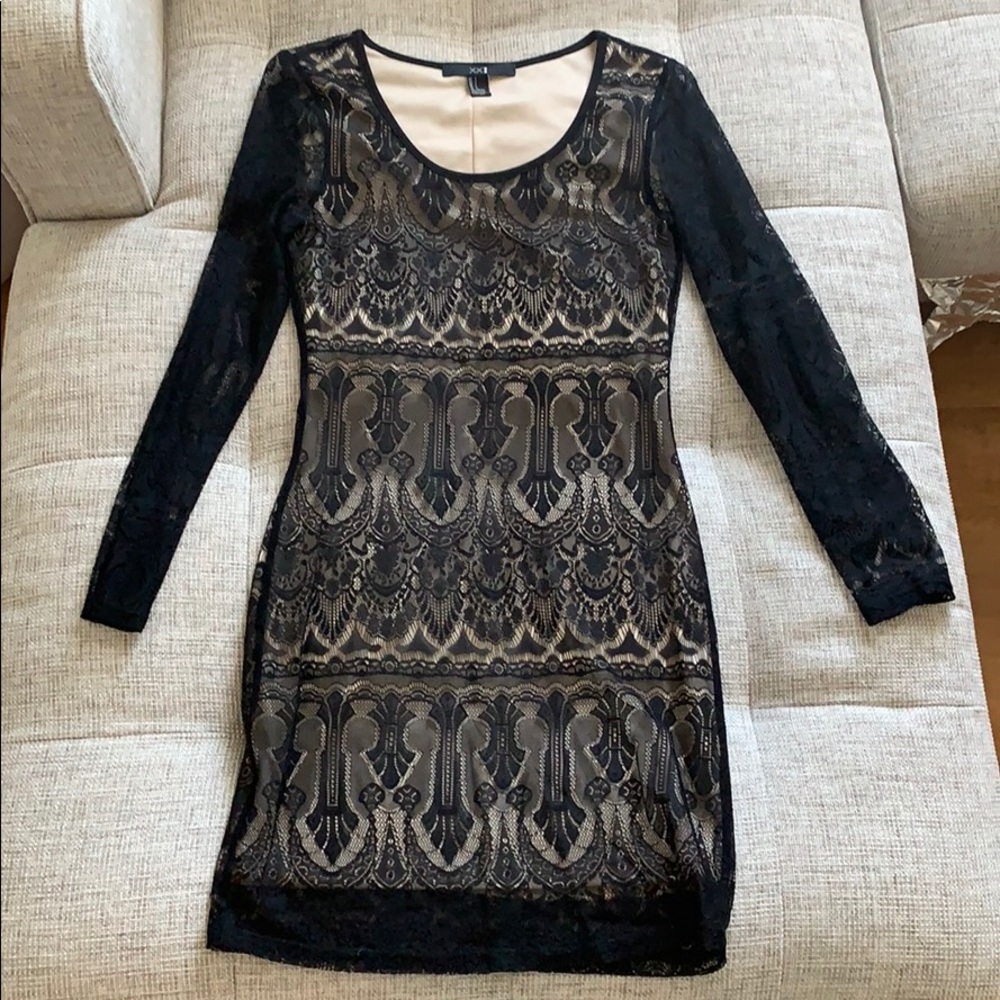 Black lace fitted dress